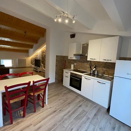 La Corte Residence ฟาบริอาโน ภายนอก รูปภาพ